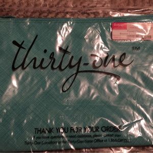 31 Zipper Pouch New In Package